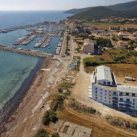 Apartment Res Tyrrenia, Macinaggio Rogliano, With Bay View *